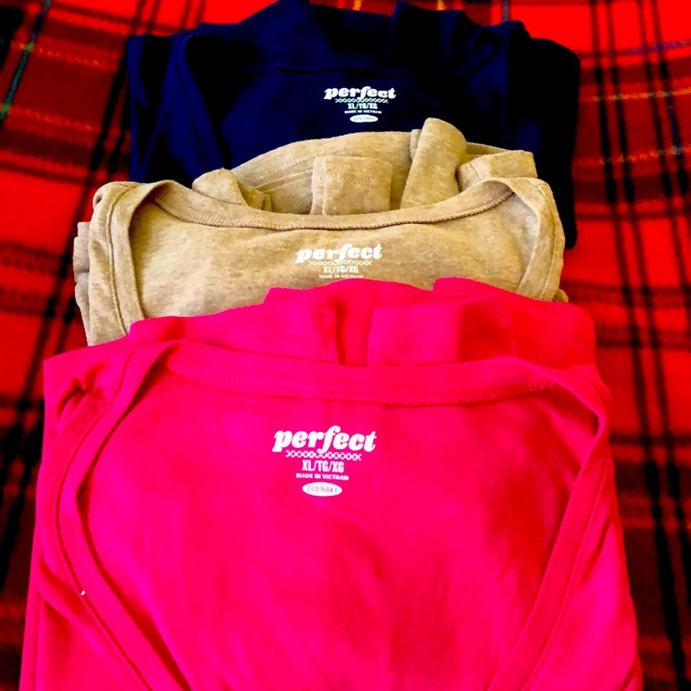 EUC 3 Old Navy Perfect T’s